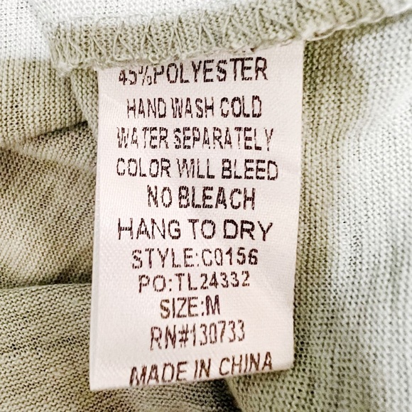 NWT Umgee Babydoll Floral Crochet Hem Top/Mini - Size Medium - Picture 7 of 7